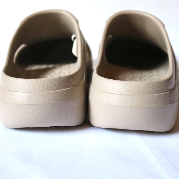 EDDIE BAUER High Jinx EVA Clogs First Ascent Beige Neutral Women's 8 Men's 6 - Picture 7 of 10